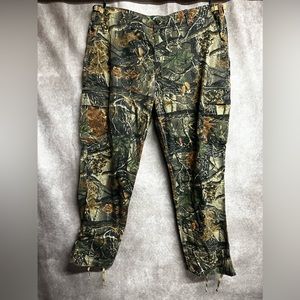 Cabela’s hunting pants. 40 Reg.